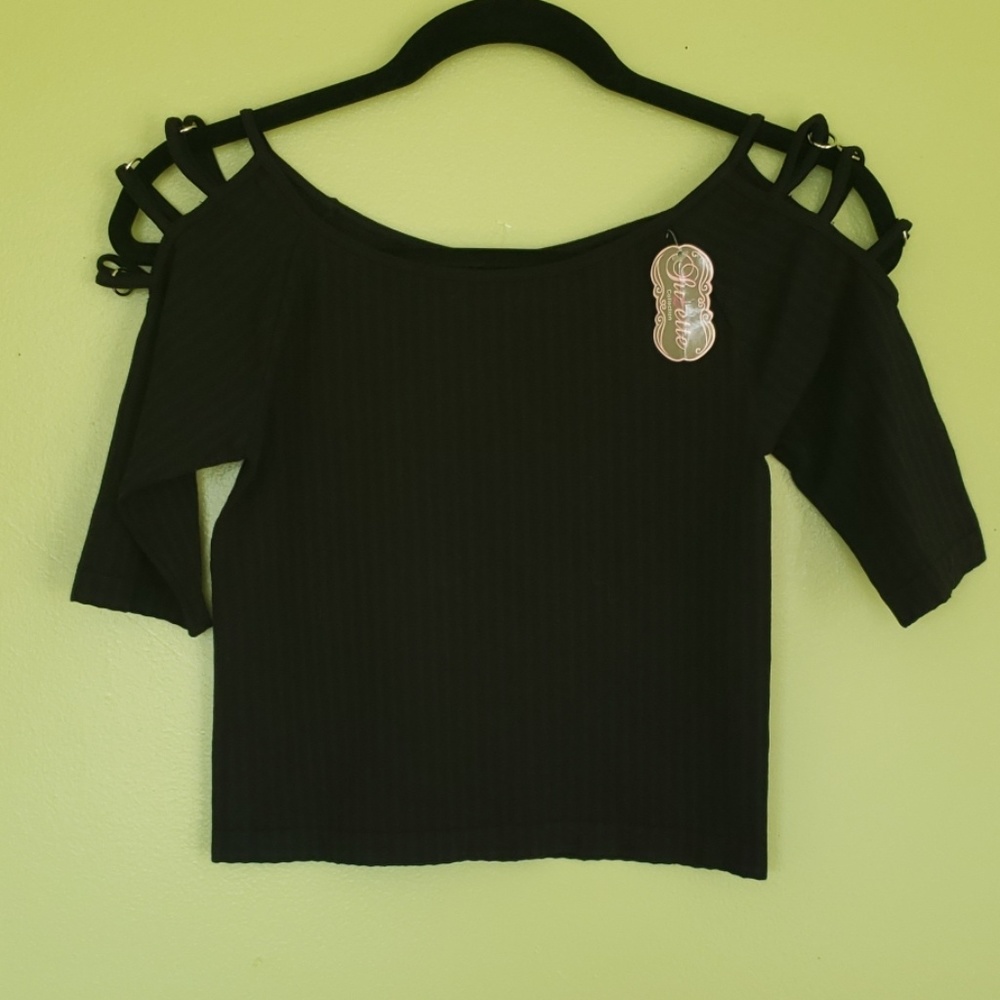 ❌️SOLD❌️: Suzette Black Croptop